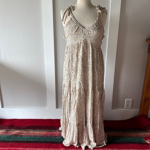 Dresses & Skirts - Express maxi dress
